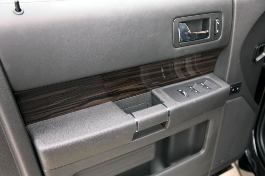  Ford Flex 2012 года  (фото 14 из 114)